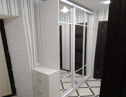Шкаф трёхдверный в Москве